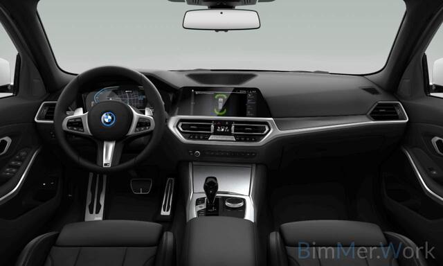 BMW 3-SERIE Touring 330e xDrive High Ex. M-Sport|Pano|Laser|Driving Ass Prof|HUD|HiFi||Trekhaak