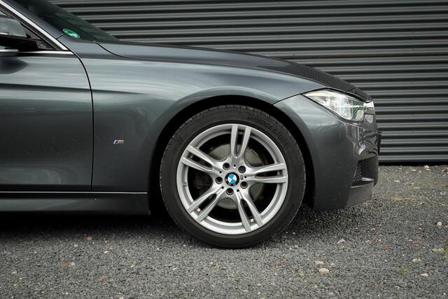 BMW 3-SERIE 330e Centennial Executive / M-Sport / Navi / LED