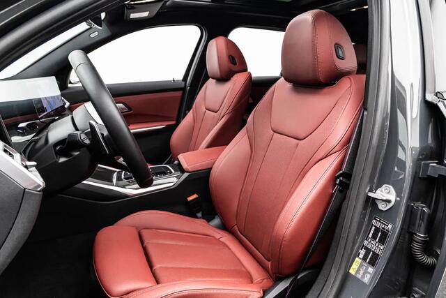 BMW 3-SERIE Touring 330e 293pk M-Sport PANO H/K HUD TREKHAAK LEER 19" MY2025!