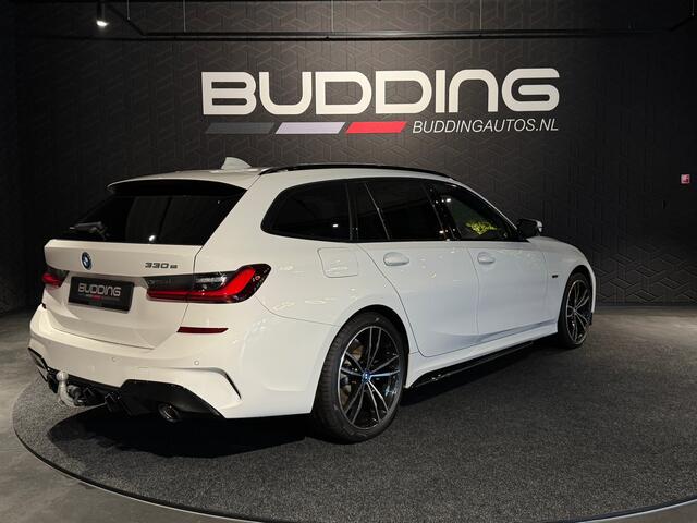 BMW 3-SERIE Touring 330e High Exe | M-performance | Pano | Trekhaak