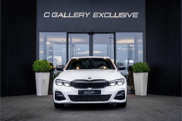 BMW 3-SERIE 320i Executive Edition - M Sport | Origineel NL | Panorama | Cruise Control | Camera
