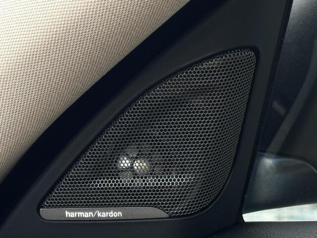 BMW 3-SERIE 320i xDrive High Executive