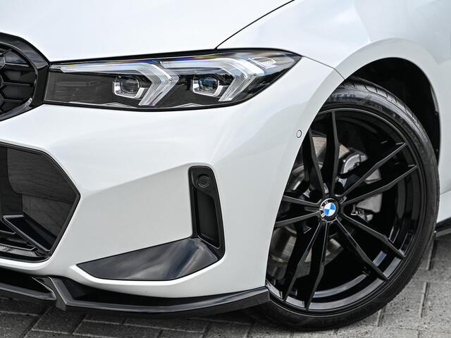 BMW 3-SERIE Touring 330e xDrive M-SPORT | FACELIFT | ACCU 19,5 kWh | ACTIVE CRUISE | HIFI AUDIO | CAMERA | FULL-LED | STUUR- EN STOELVERWARMING | EL. TREKHAAK