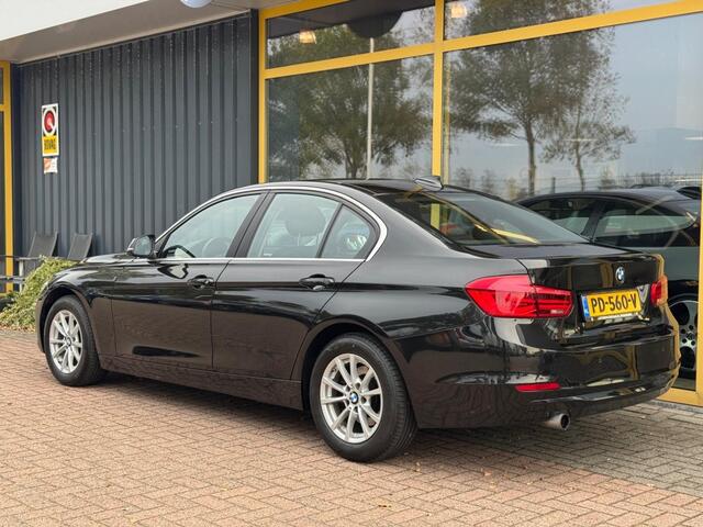 BMW 3-SERIE 318i Executive Automaat