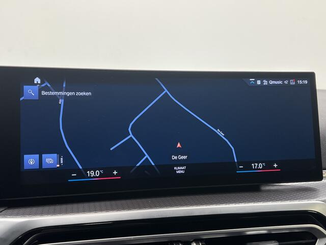 BMW 3-SERIE Touring 318i | NL AUTO | NAVI | TREKHAAK | LEDEREN BEKLEDING | CARPLAY |