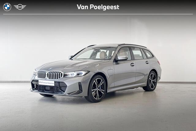 BMW 3-SERIE Touring 330e xDrive Innovation Pack M Sportpakket Aut.