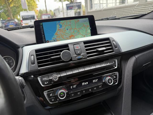 BMW 3-SERIE 318i M Sport | 2016 | NL-auto | 128.000 km | Dealer onderhouden | 140pk