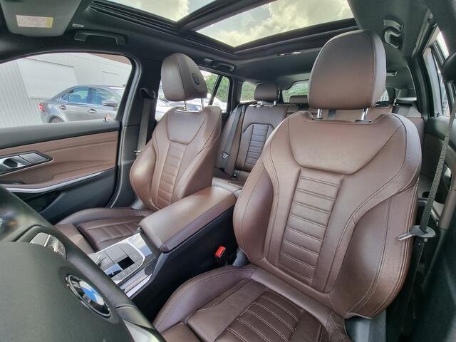 BMW 3-SERIE Touring 330e eDrive Edition | Luxury Line | Automaat |