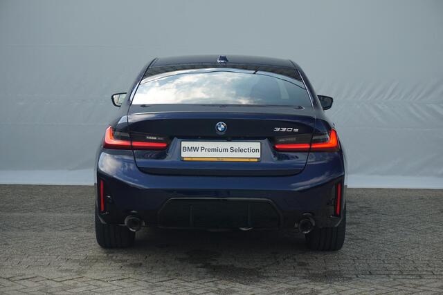 BMW 3-SERIE 330e M Sport Pro | Innovation Pack | Harman Kardon | Comfort Access | Trekhaak | Stoel & Stuurverwarming