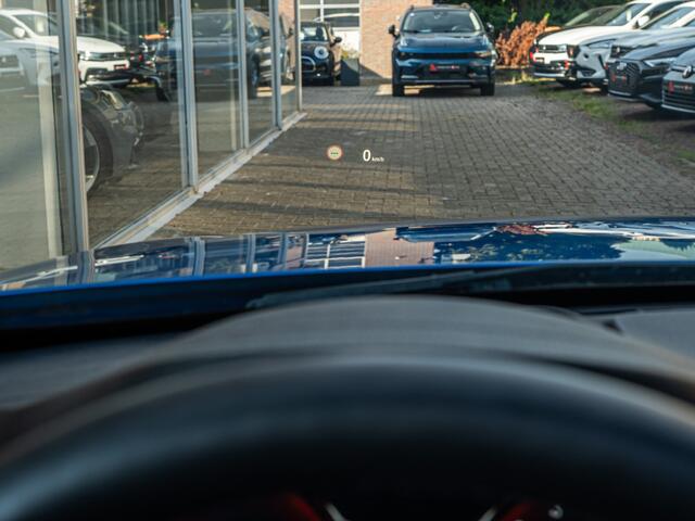 BMW 3-SERIE Touring 318i High Executive M-Sport ORG NL PANO HARMAN KARDON HUD CAMERA ELEK TREKHAAK BOMVOL!!!