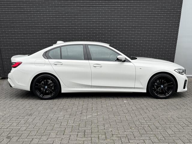 BMW 3-SERIE 320i High Executive