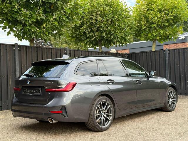 BMW 3-SERIE Touring 330e