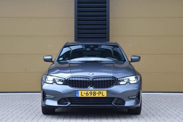 BMW 3-SERIE 318i Executive Edition * Sportstoelen * Hifi * Sfeerverlichting * Sportline uitvoering *