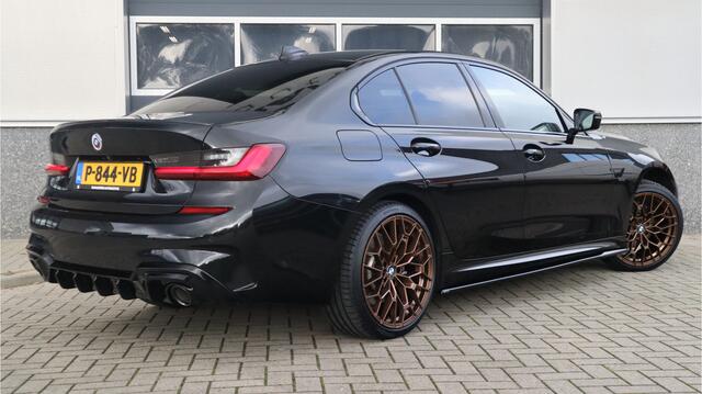 BMW 3-SERIE M-Sport 19inch / SOH91% / Glazen dak / HiFi / 50 Jahre / Camera / M Performance