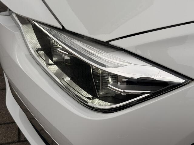 BMW 3-SERIE 318i | LED | VIRTUAL COCKPIT | Sportstoelen