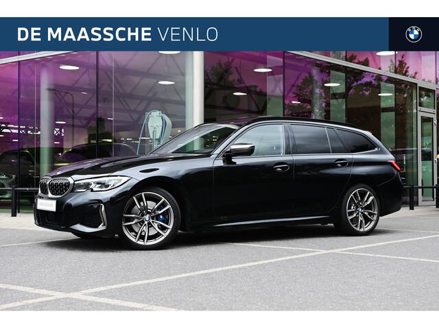 BMW 3-SERIE Touring M340i xDrive Automaat / Panoramadak / Trekhaak / Sportstoelen / Laserlight / M Adaptief onderstel / Comfort Access / Gesture Control / Stoelverwarming / Head-Up