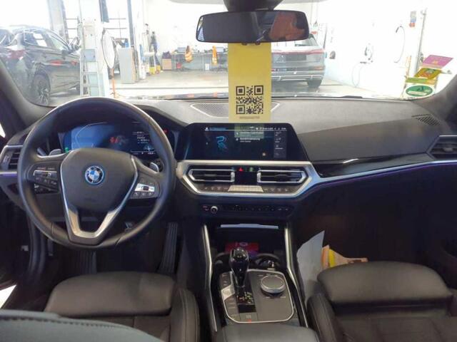 BMW 3-SERIE 330e Sport Line 292 pk Aut Airco ECC Cruise Control Stoelverwarming Live Cockpit Pro PDC VA + Camera Full LED