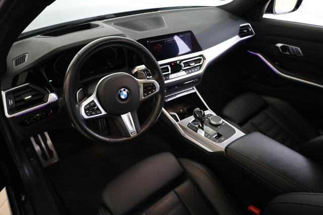 BMW 3-SERIE Touring 320i High Executive Edition | M Sportpakket | Panorama dak | Audio Media Pack | Parking Pack