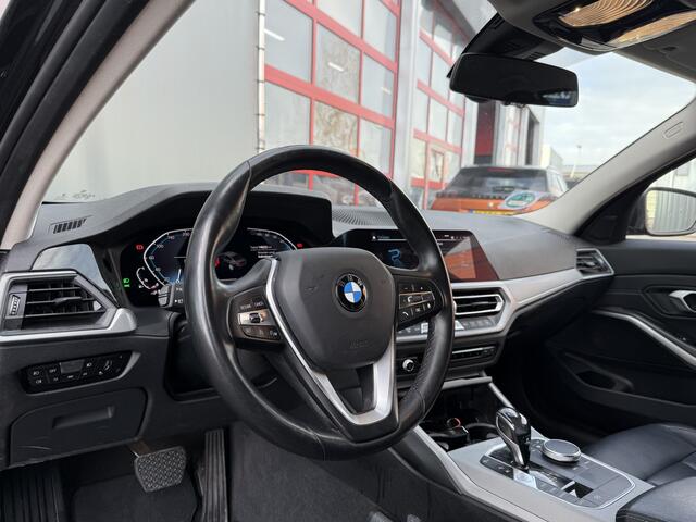 BMW 3-SERIE BWJ 2019 330e High Executive AUTOMAAT |