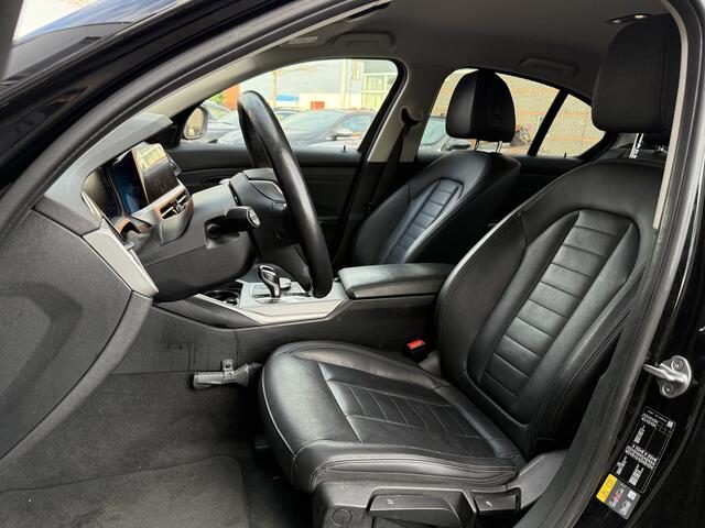 BMW 3-SERIE BWJ 2019 330e High Executive AUTOMAAT |