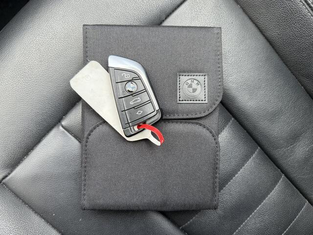 BMW 3-SERIE BWJ 2019 330e High Executive AUTOMAAT |