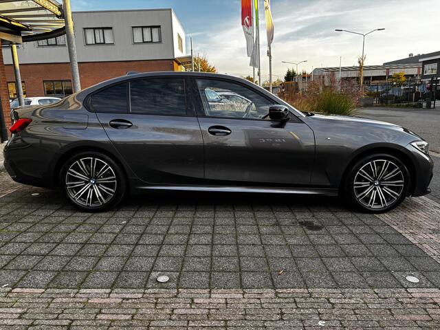 BMW 3-SERIE 330e High Executive M-Sport Leder Apple carplay Sfeerverlichting
