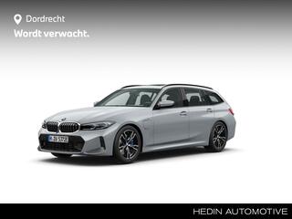 bmw-3-serie-touring-330e-m-sport--