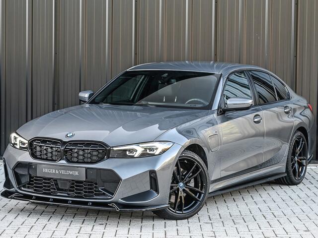BMW 3-SERIE 330e | M-SPORT | SPORT SEATS | FULL STYLING | AMBIANCE INTERIEUR | ACTIVE CRUISE | DAB+ | HIFI SOUND | SHADOW-LINE | TREKHAAK | STUURVERWARMING