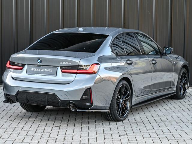 BMW 3-SERIE 330e | M-SPORT | SPORT SEATS | FULL STYLING | AMBIANCE INTERIEUR | ACTIVE CRUISE | DAB+ | HIFI SOUND | SHADOW-LINE | TREKHAAK | STUURVERWARMING