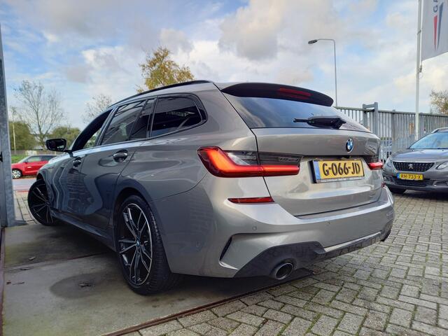 BMW 3-SERIE Touring 330i Introduction High Executive Edition M-SPORT - 360 CAMERA - PANO - VIRTUAL COCKPIT - LEER - NL AUTO