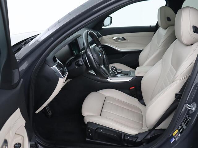 BMW 3-SERIE 320e High Executive | M Sport | Panoramadak | Leder | Adaptive cruise | Laser Light | Stoel & stuurverwarming | Park Assist | Sportstoelen | Carplay | Live Cockpit | 20'' | PHEV | Plug In