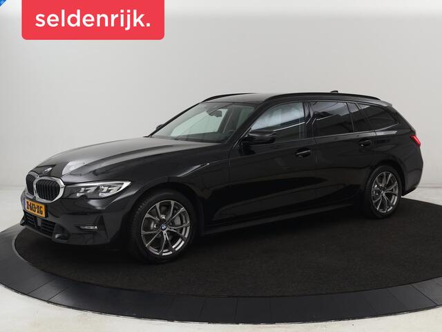 BMW 3-SERIE 330e Sport Line | Adaptive cruise | Stoelverwarming | Sportstoelen | Carplay | Sfeerverlichting | Live Cockpit | Navigatie | Half leder | DAB | Climate control | PHEV | Plug In