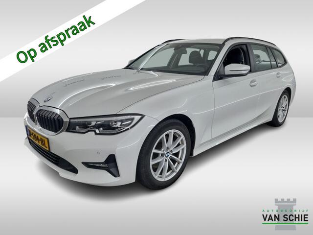 BMW 3-SERIE Touring 320i Business Edition (184PK) 1e-Eig. & Dealer-Onderh. BOVAG-Garantie. NL-Auto.