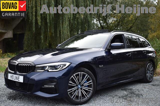 BMW 3-SERIE Touring 330e 290PK M-SPORT HIGH EXECUTIVE 360-CAMERA/HEAD-UP/PANORAMADAK