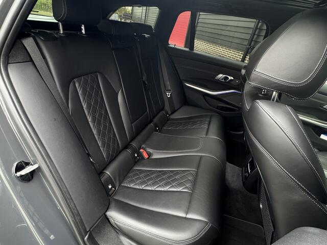 BMW 3-SERIE Touring M340i xDrive AC Schnitzer, Panoramadak, Trekhaak