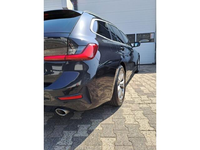 BMW 3-SERIE 330I HIGH EXE. ED.