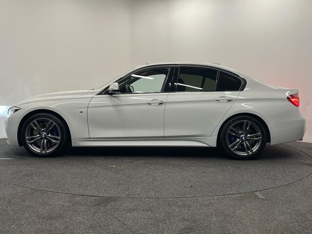 BMW 3-SERIE 330i M Sport Edition | NAVI | KEYLESS | STOELVERWARMING | CAMERA | CRUISE CONTROL |
