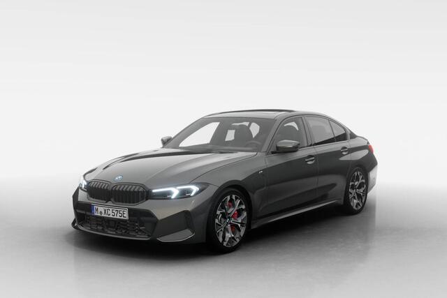 BMW 3-SERIE Sedan 330e | M Sport Pro | Comfort Pack | Elektrisch bediend glazen schuif-/kanteldak | Active Cruise Control