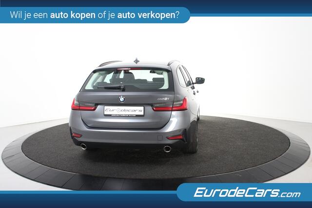 BMW 3-SERIE Touring 320i *1ste Eigenaar*Leer*Navigatie*Trekhaak*