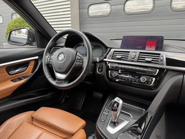 BMW 3-SERIE 320i Corporate Lease High Executive | Navigatie | Privacy Glass | Lichtmetalen Velgen | Climate Control | Xenon |