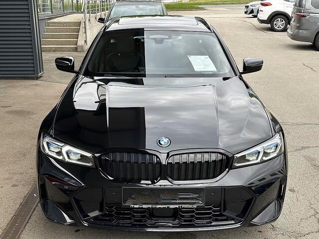 BMW 3-SERIE Touring 330e M-SPORT ** ADAPT. LED, HALF-LEDER, HuD, ACC, SHADOW LINE, H&K SOUND, 19-inch LMV ** 1e EIG - UNFALLFREI ** ** INFORMEER OOK NAAR ONZE AANTREKKELIJKE FINANCIAL-LEASE TARIEVEN **