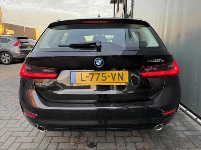 BMW 3-SERIE Touring BWJ 2021 320e 238 PK Business Edition Plus AUTOMAAT | NIEUW BINNEN! STOELVERW. | LEDER | NAVI | CLIMA | CRUISE