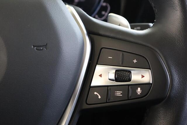 BMW 3-SERIE Sedan 330e xDrive High Executive Sport-Line / Schuif-kantel dak