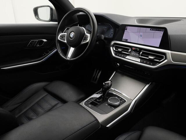 BMW 3-SERIE 330e eDrive Edition M-Sport | PANO | STOELVERWARMING