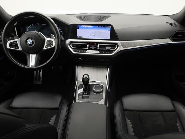 BMW 3-SERIE 320e M-Sport | PANO | CAMERA | MEMORY | STOELVERWARMING | TREKHAAK