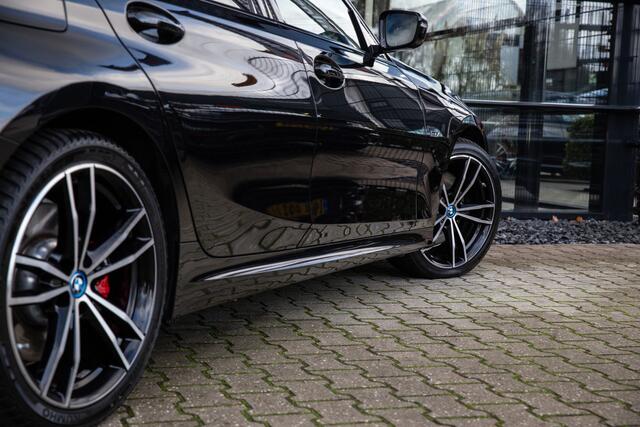 BMW 3-SERIE Touring 320e High executive M-Sport , Adap. cruise, Head-up display,