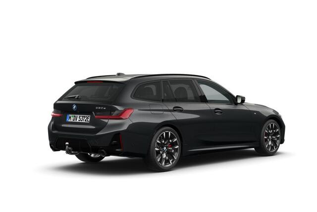 BMW 3-SERIE Touring 330e M Sport Edition | M Sportpakket Pro | Innovation Pack | Comfort Pack | Trekhaak