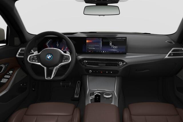 BMW 3-SERIE Touring 330e M Sport Edition | M Sportpakket Pro | Innovation Pack | Comfort Pack | Trekhaak