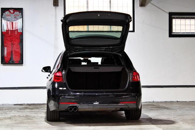 BMW 3-SERIE Touring 320i M Sport Edition | 19 inch | Panoramadak | Apple Carplay | Head-Up | NL auto |