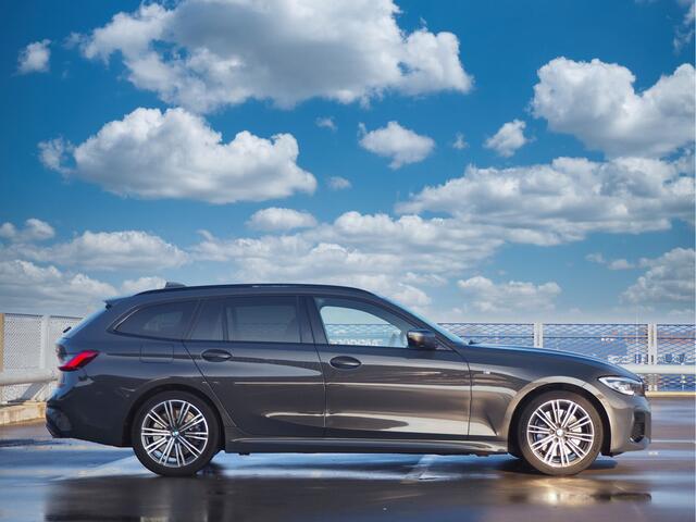 BMW 3-SERIE Touring M340i xDrive - NIEUWSTAAT - TREKHAAK -